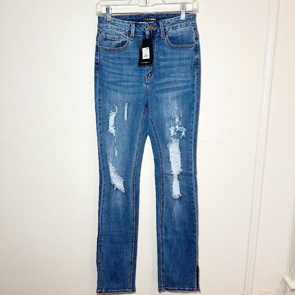 fashionnova straight leg distressed jeans killing em kindly